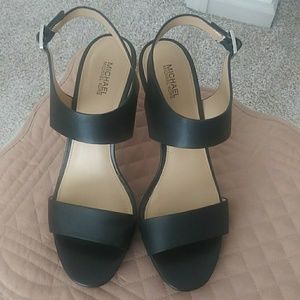 Great shoes!!! Michael Kors shoes. Size 9